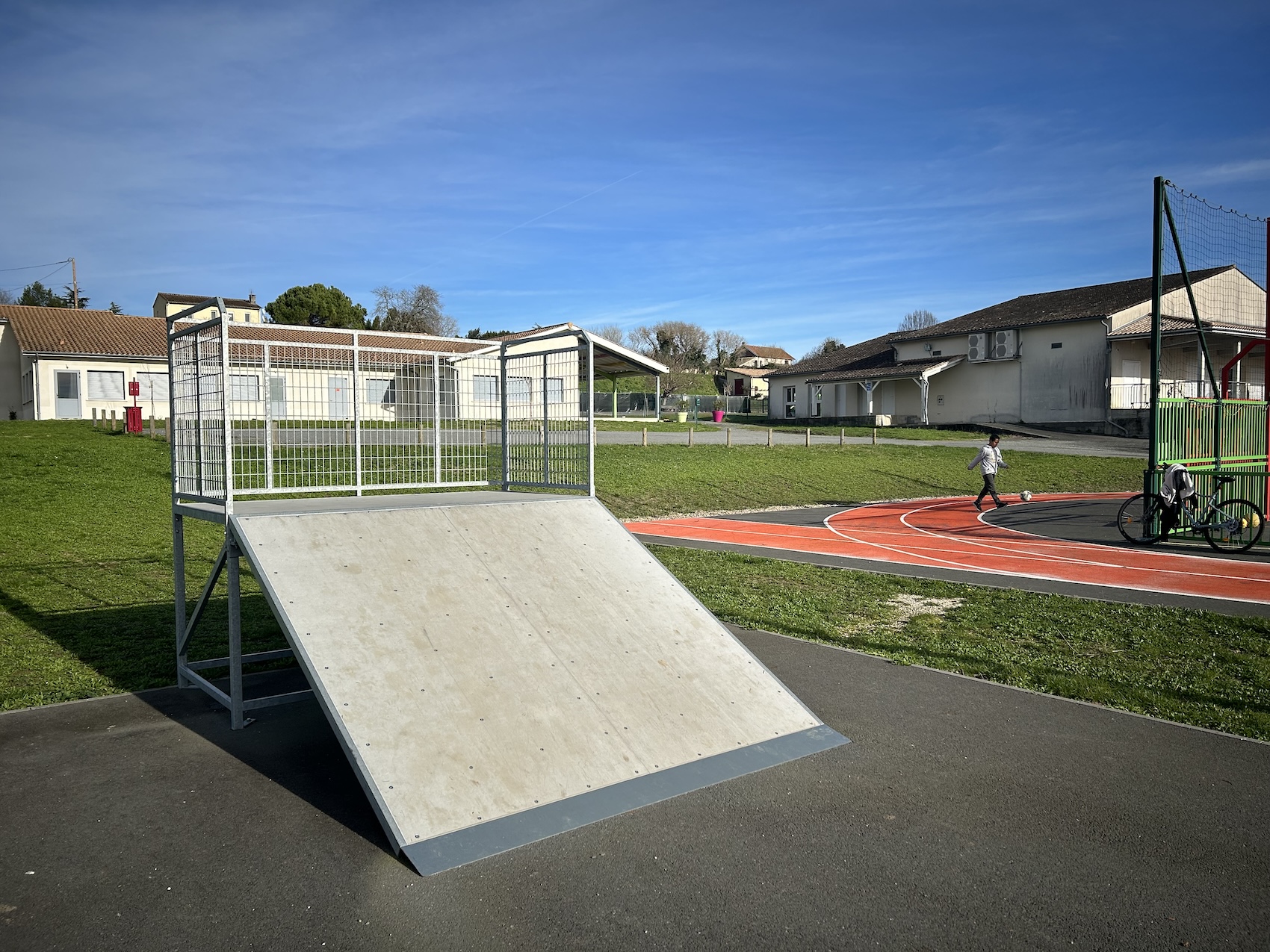 Saint-Romain-la-Virvée skatepark